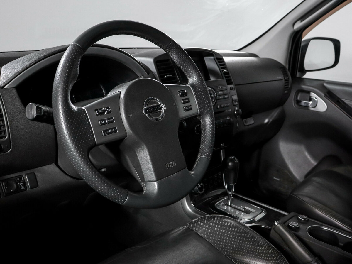 Nissan Pathfinder с пробегом — 2010 год. Фото: #13