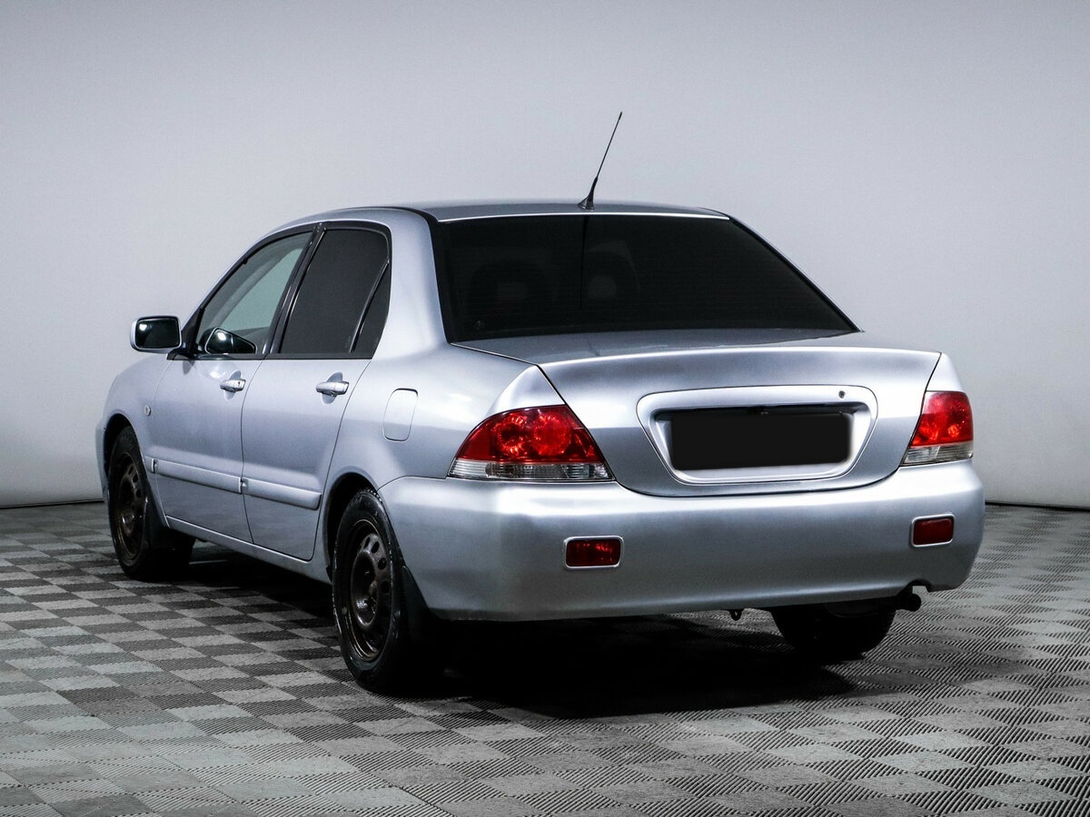 Mitsubishi Lancer с пробегом — 2007 год. Фото: #5