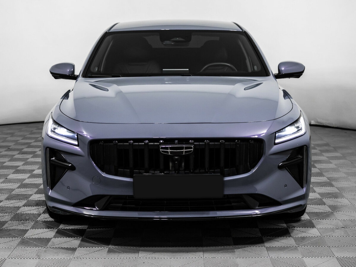 Geely Preface с пробегом — 2024 год. Фото: #1