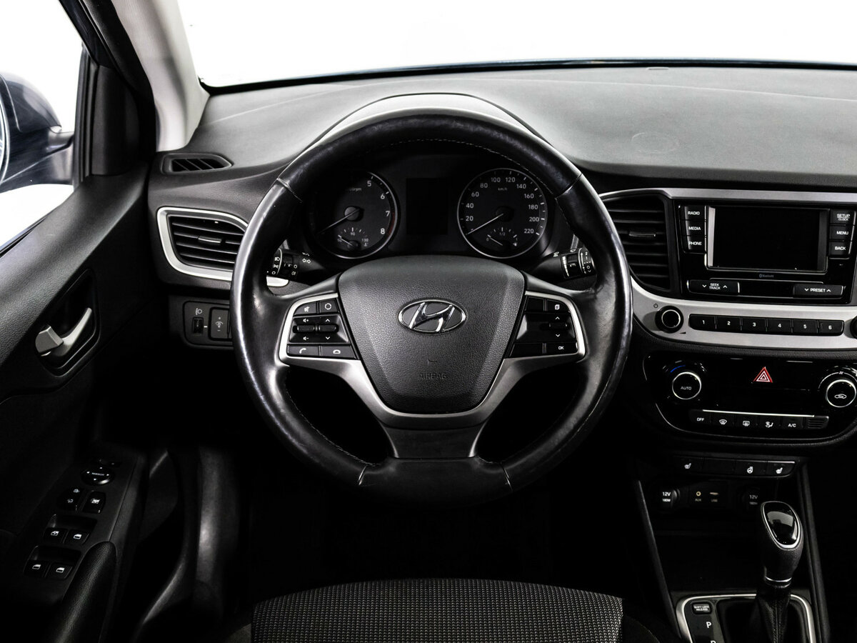 Hyundai Solaris с пробегом — 2017 год. Фото: #8