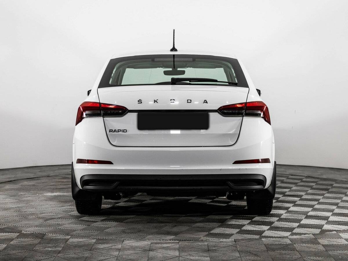 Skoda Rapid с пробегом — 2020 год. Фото: #4