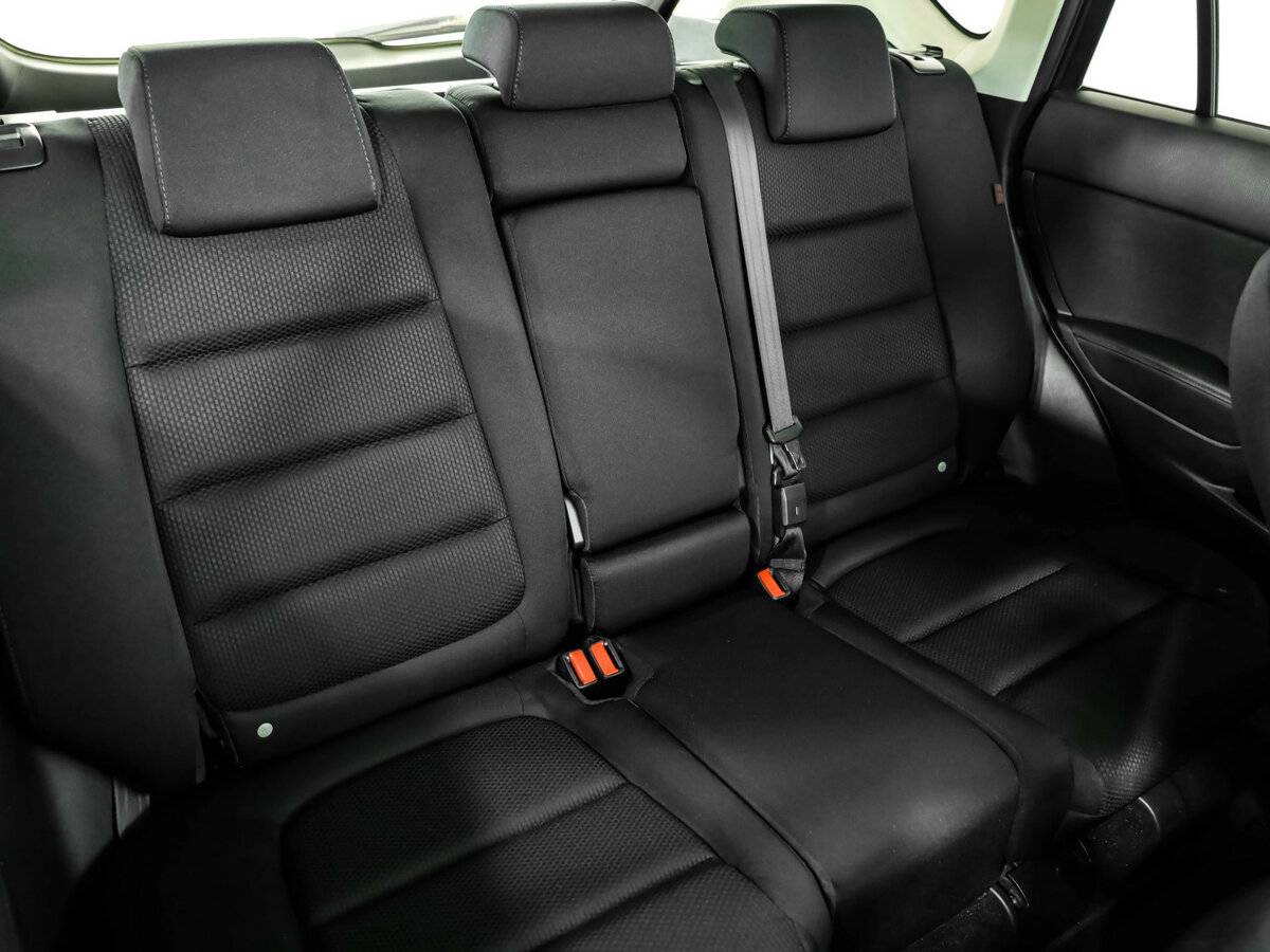 Mazda CX-5 с пробегом — 2015 год. Фото: #15