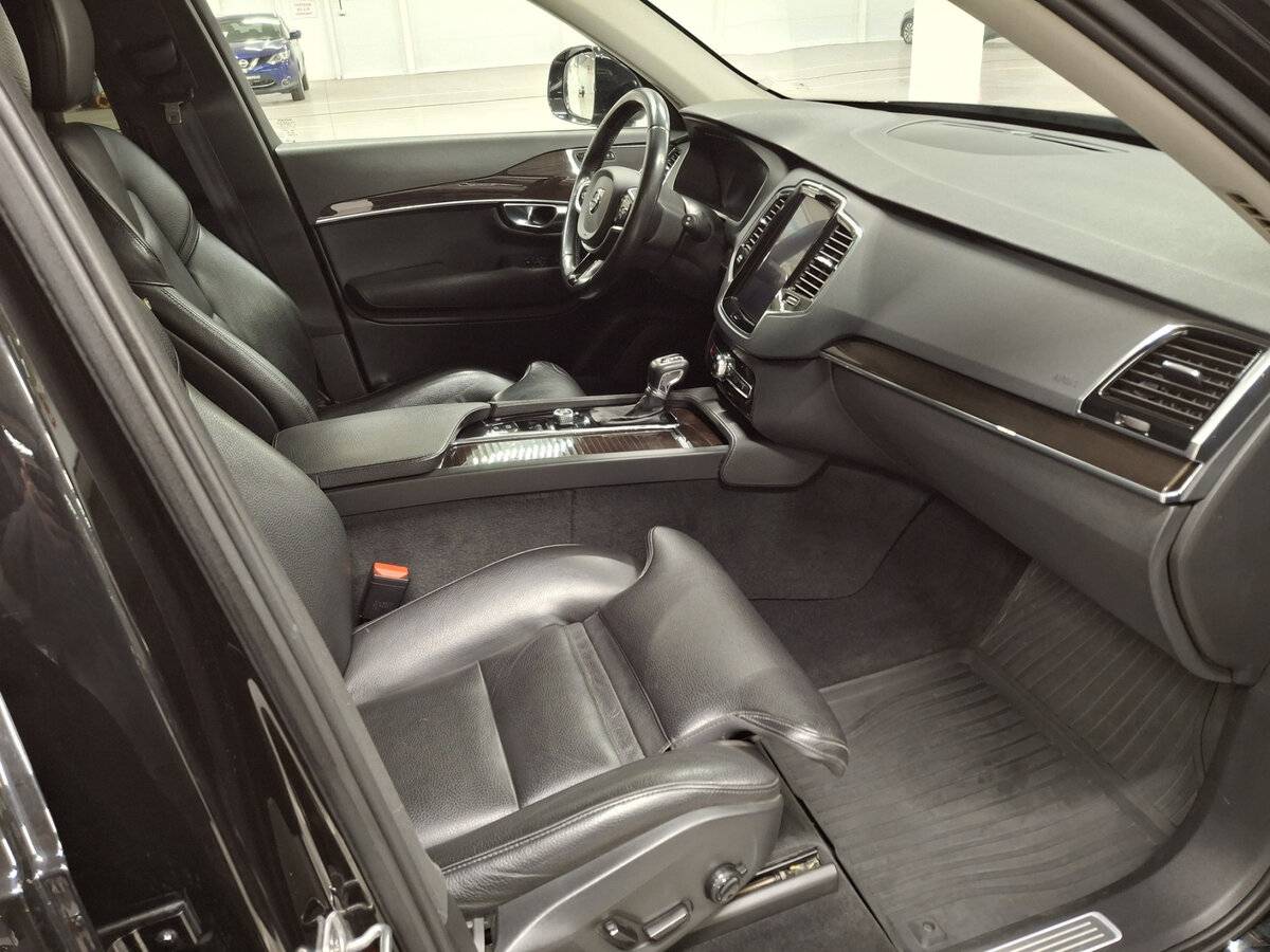 Volvo XC90 с пробегом — 2018 год. Фото: #10