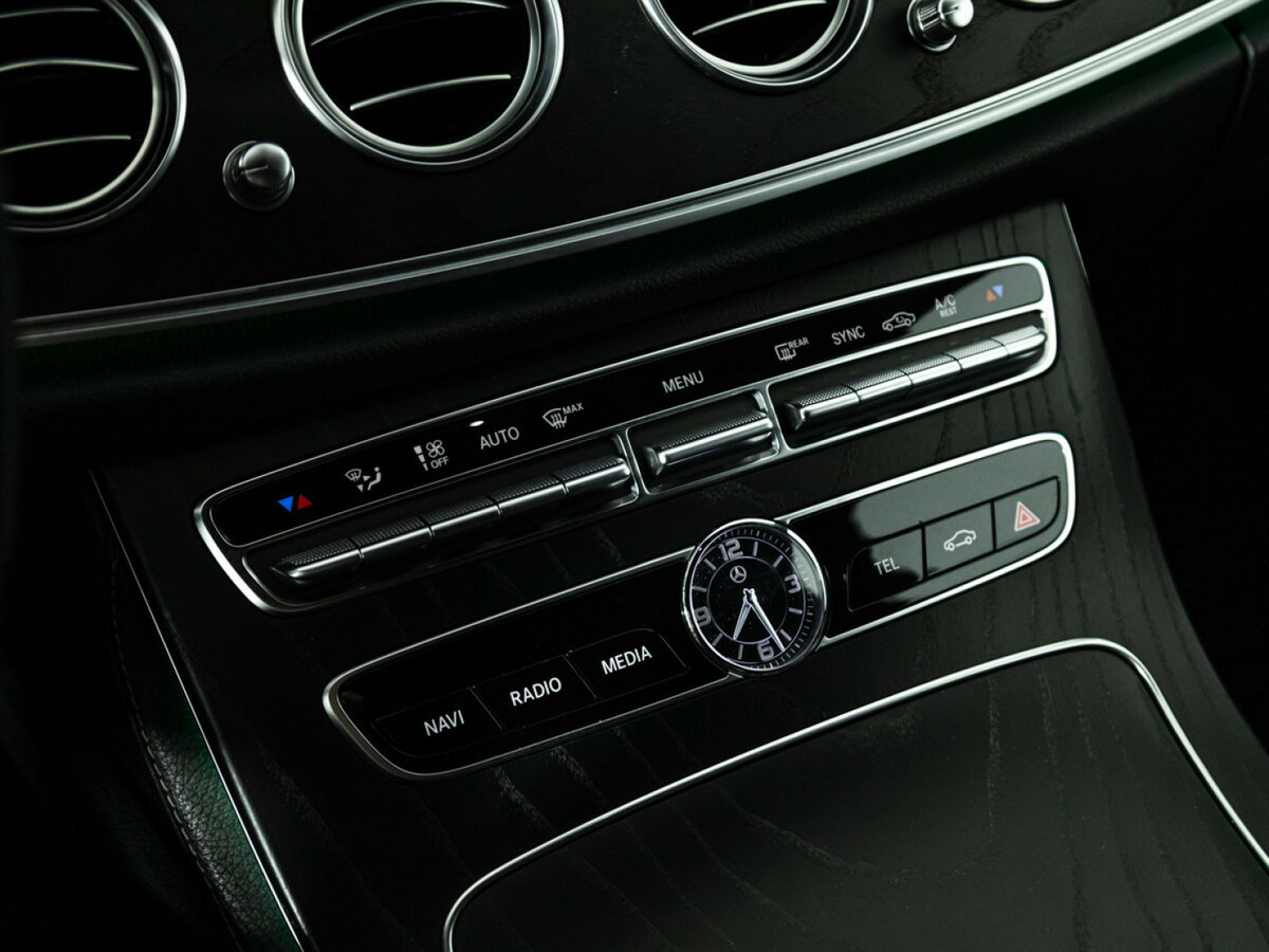 Mercedes-Benz E-Класс с пробегом — 2019 год. Фото: #18