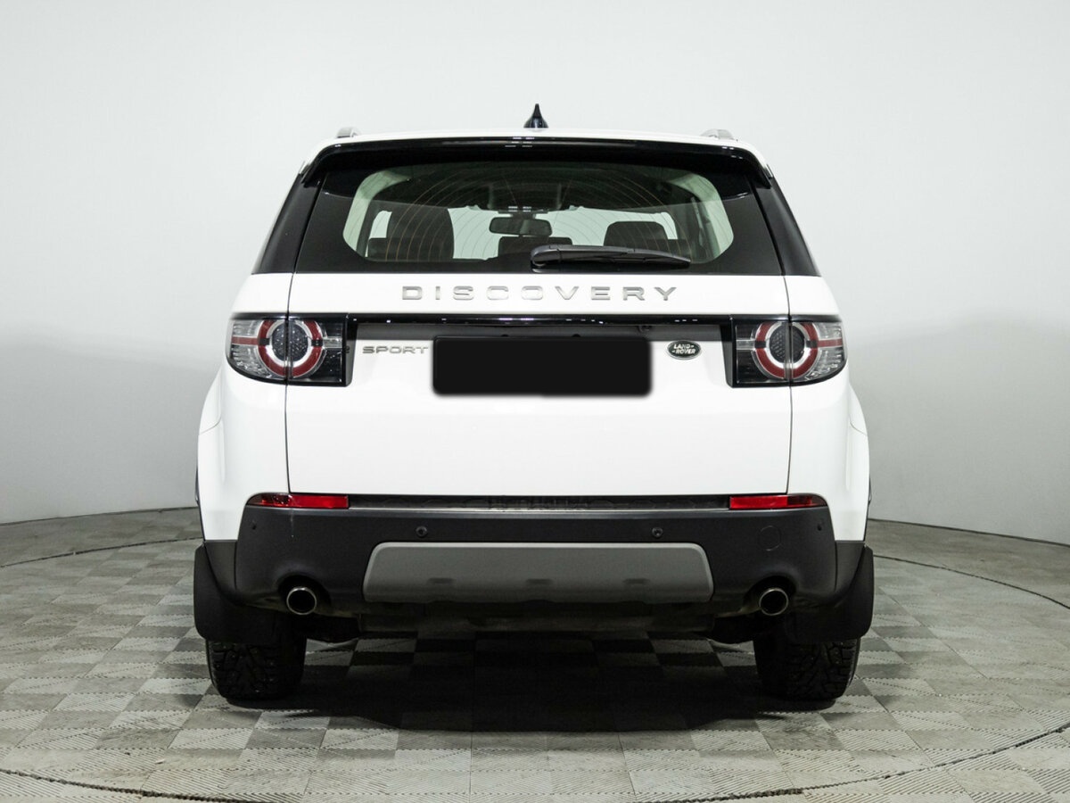 Land Rover Discovery Sport с пробегом — 2017 год. Фото: #4