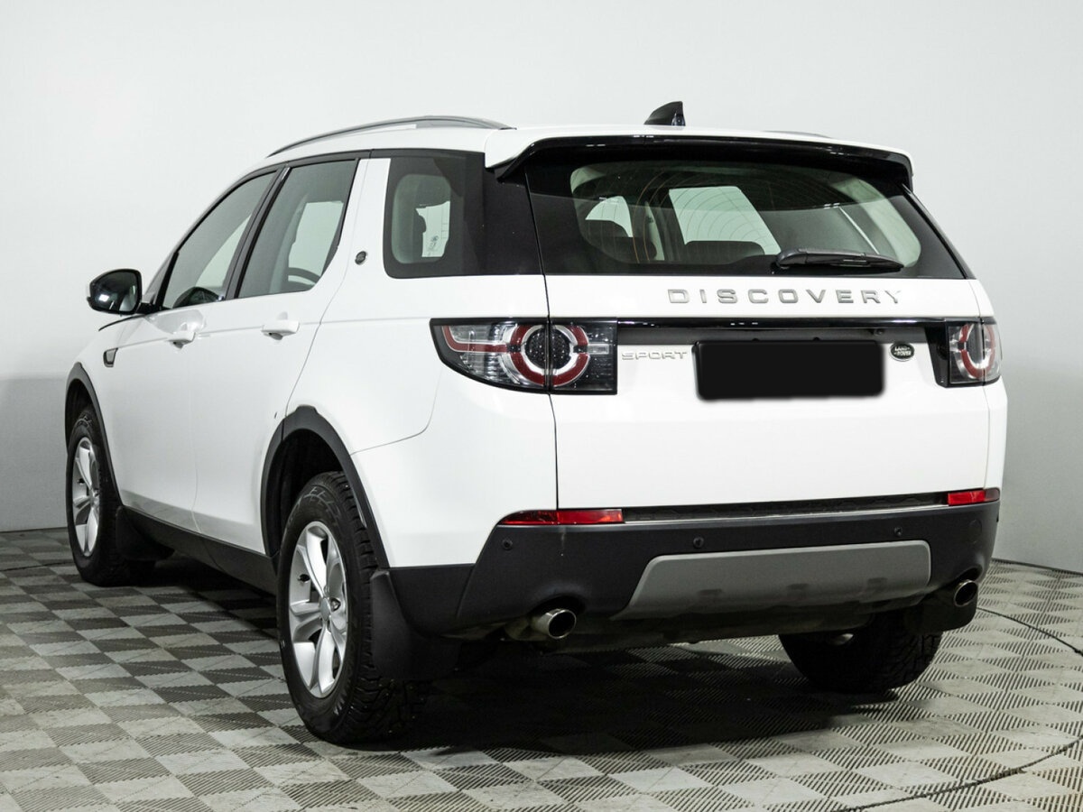 Land Rover Discovery Sport с пробегом — 2017 год. Фото: #5