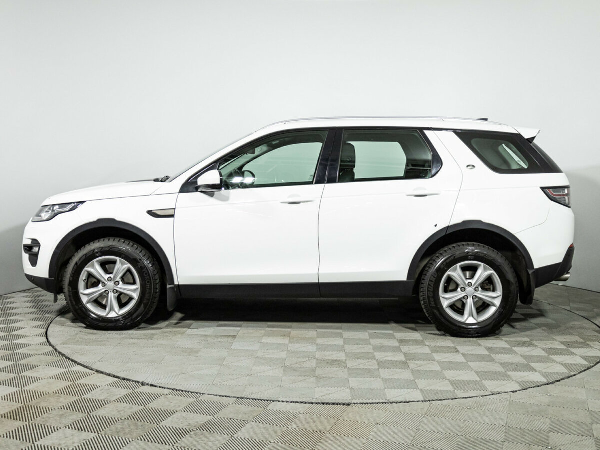 Land Rover Discovery Sport с пробегом — 2017 год. Фото: #6