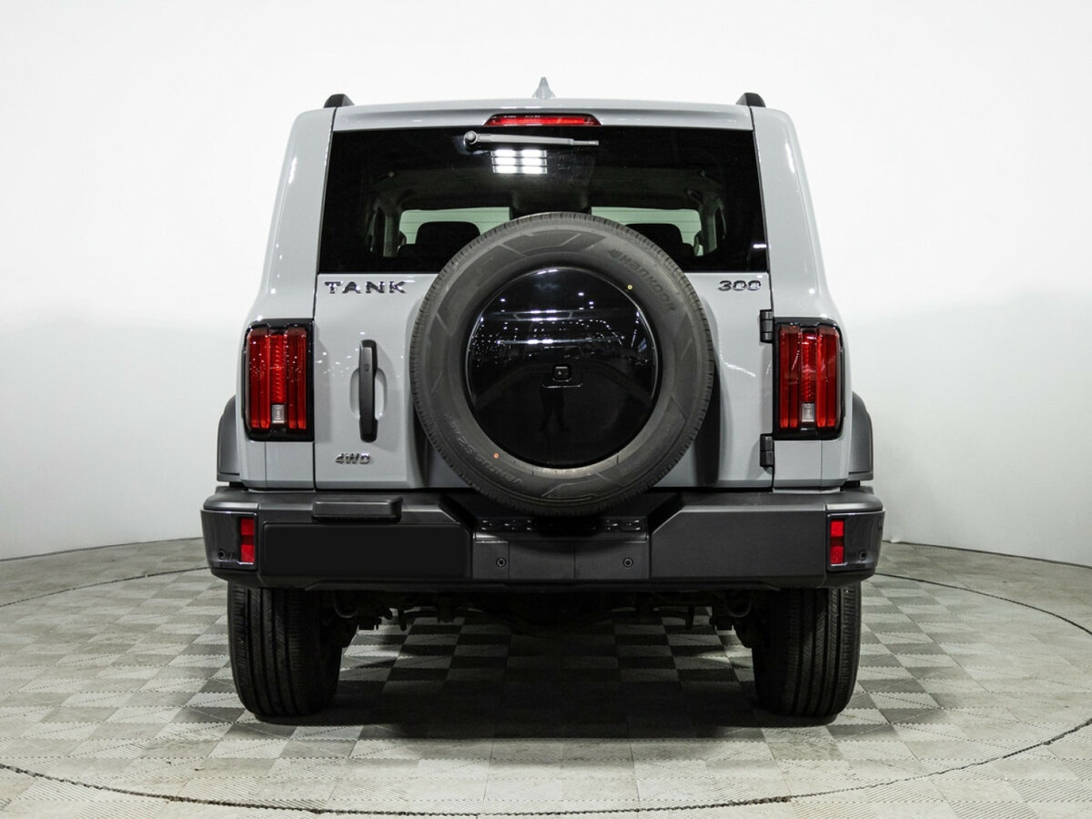 Tank 300 с пробегом — 2024 год. Фото: #4