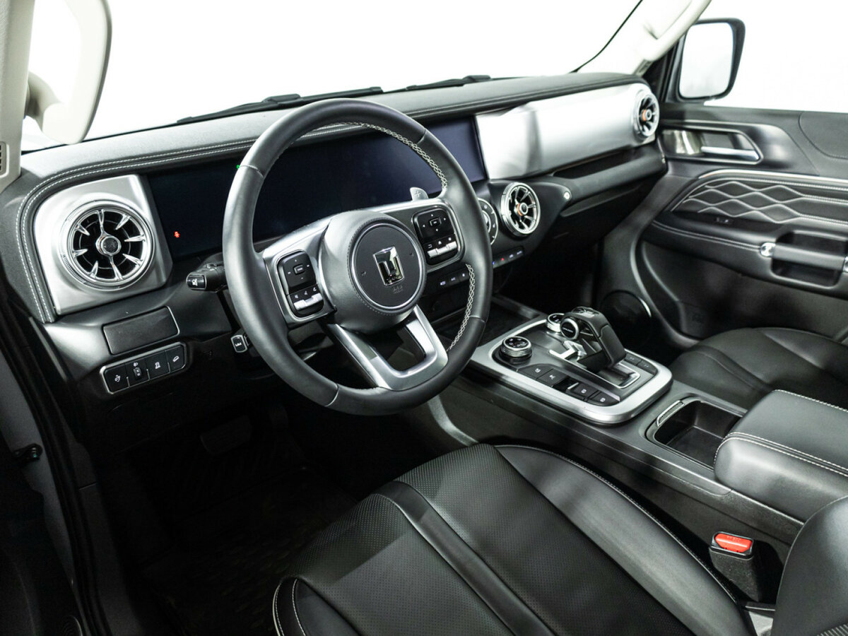 Tank 300 с пробегом — 2024 год. Фото: #8