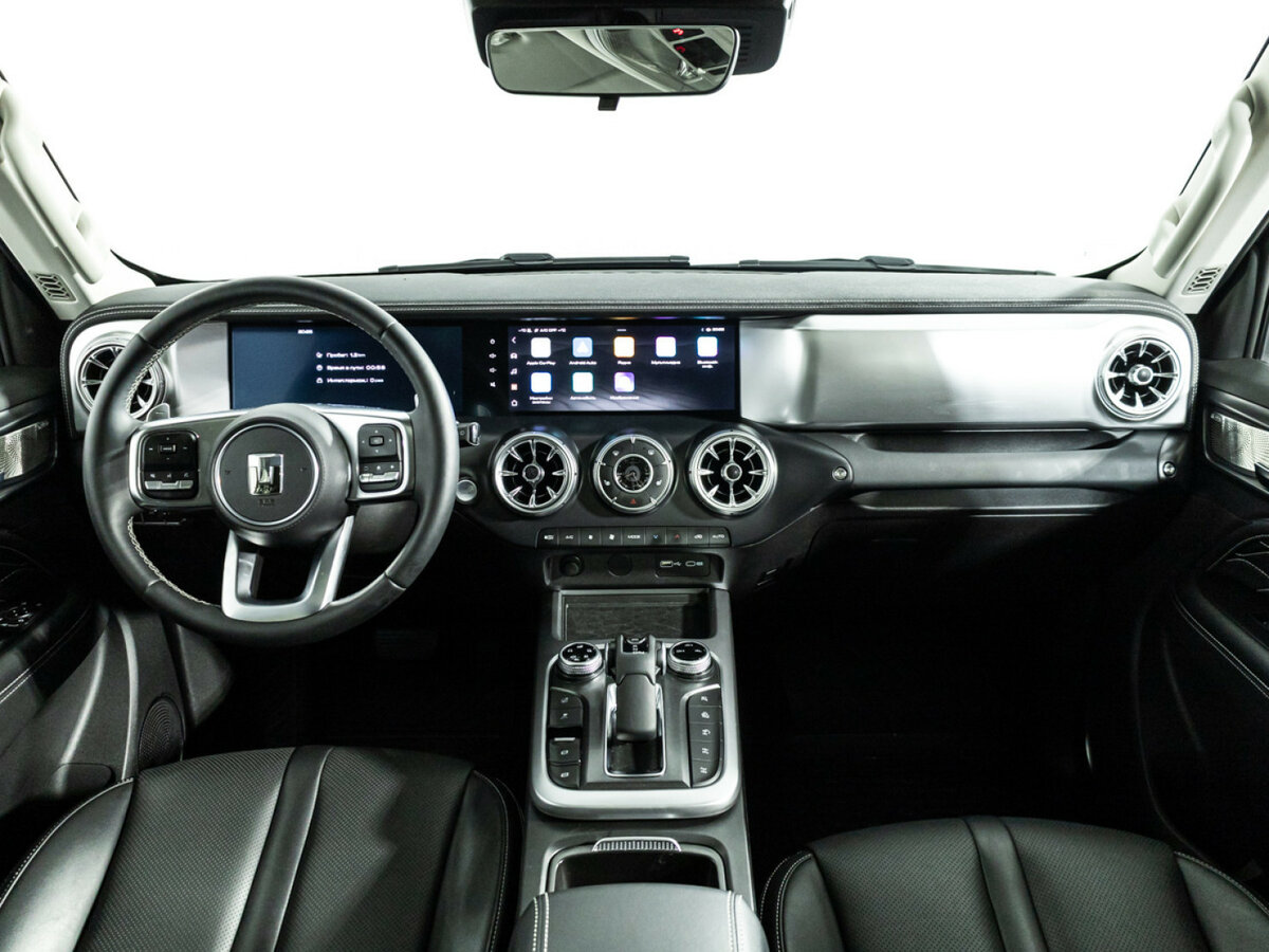 Tank 300 с пробегом — 2024 год. Фото: #10