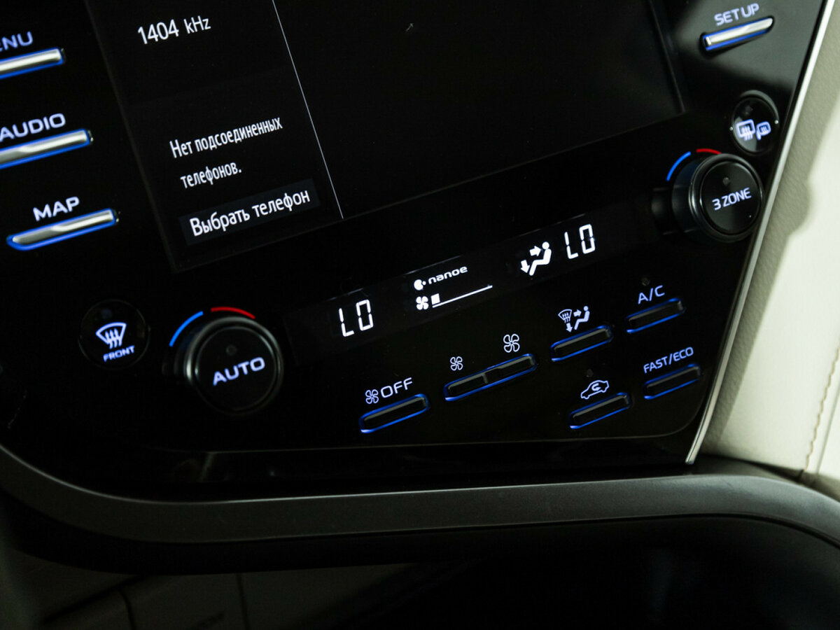 Toyota Camry с пробегом — 2020 год. Фото: #16