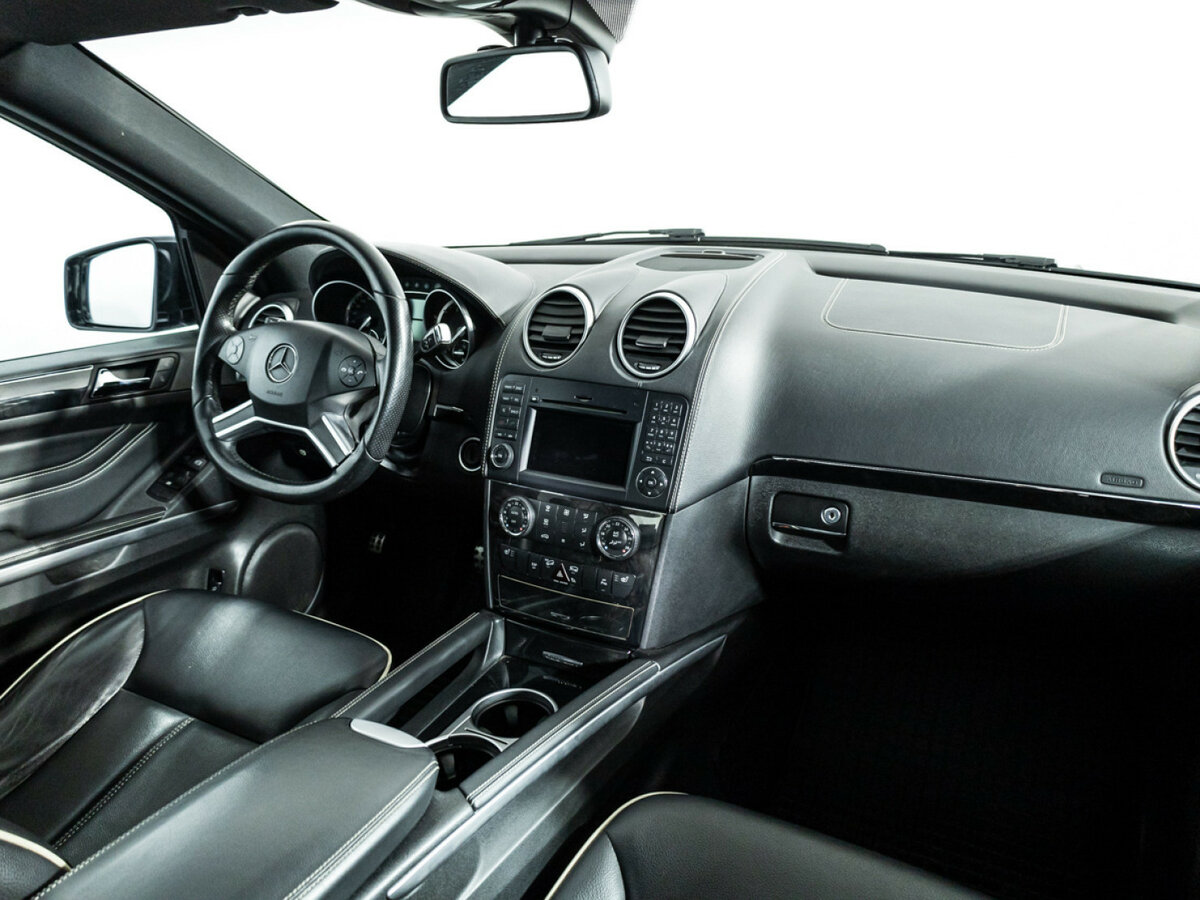 Mercedes-Benz M-Класс с пробегом — 2010 год. Фото: #9