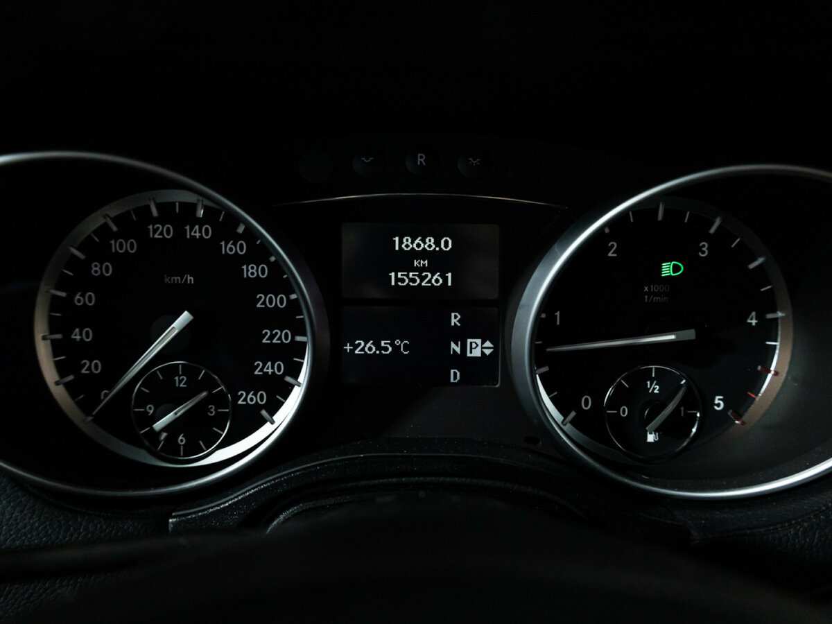 Mercedes-Benz M-Класс с пробегом — 2010 год. Фото: #10