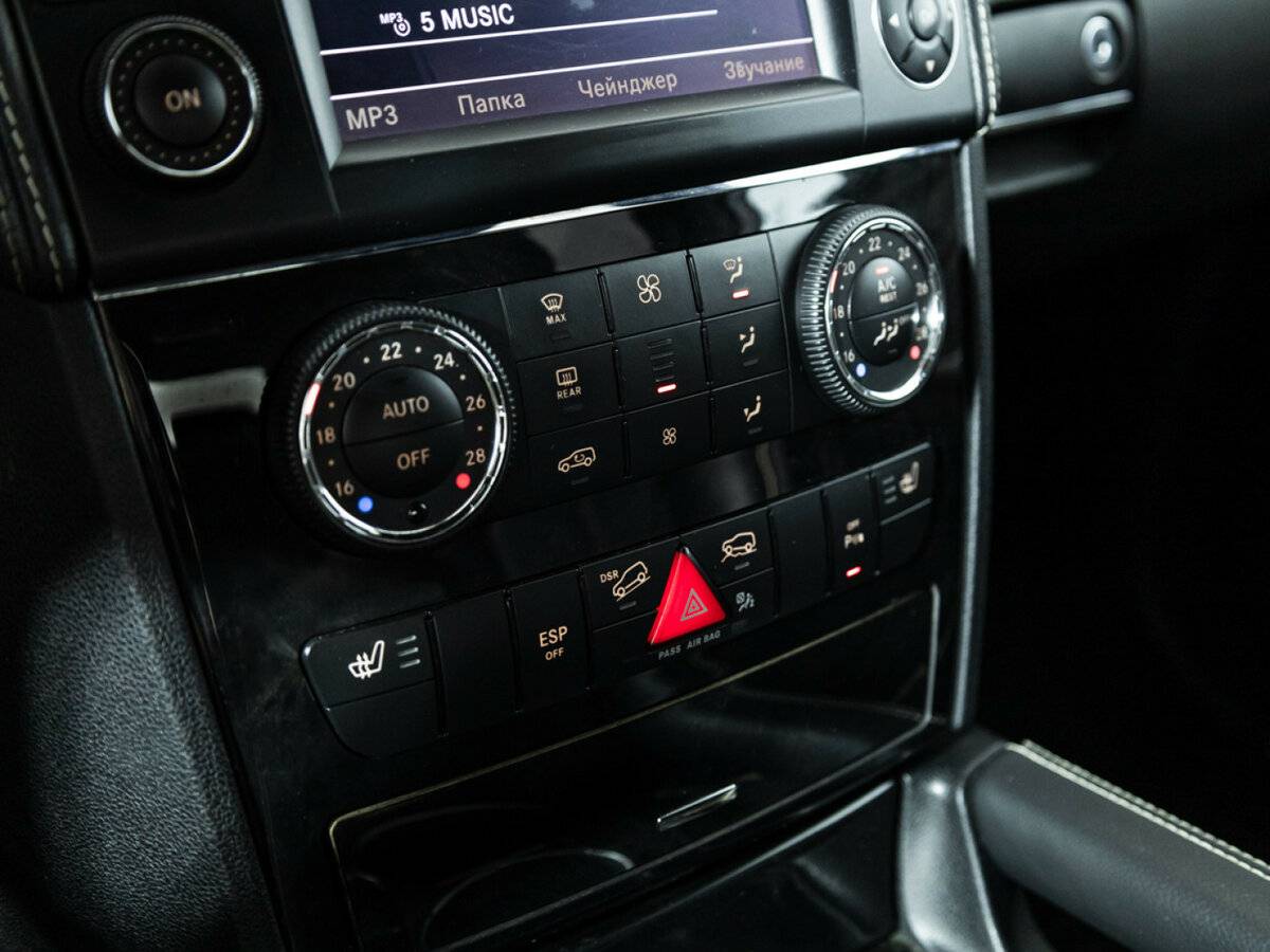 Mercedes-Benz M-Класс с пробегом — 2010 год. Фото: #12