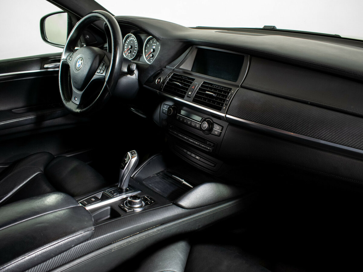 BMW X6 M с пробегом — 2011 год. Фото: #9