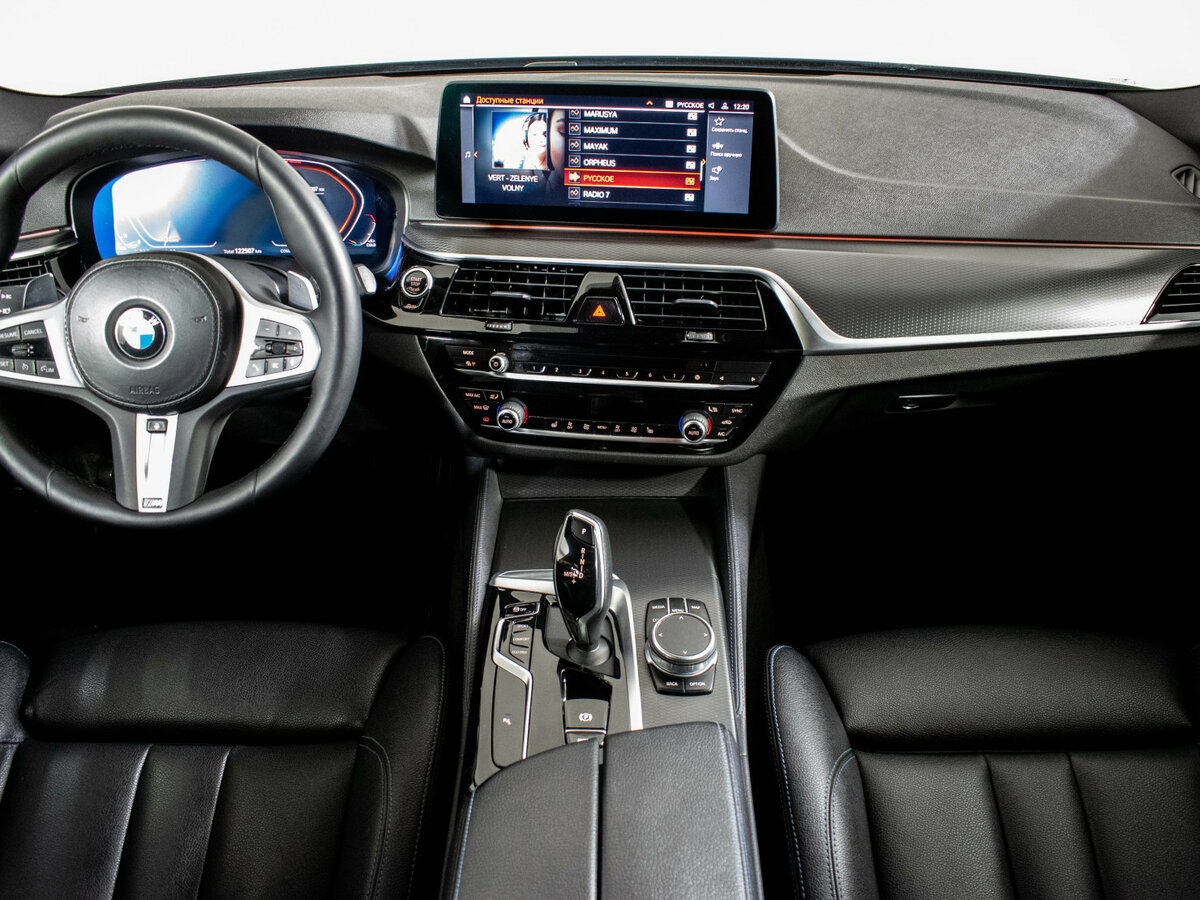 BMW 5 серии с пробегом — 2021 год. Фото: #10