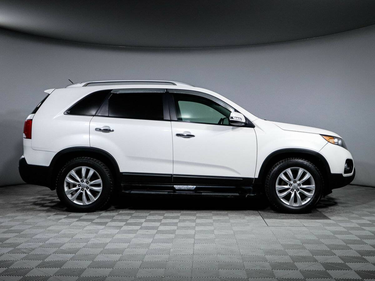 Kia Sorento с пробегом — 2011 год. Фото: #3