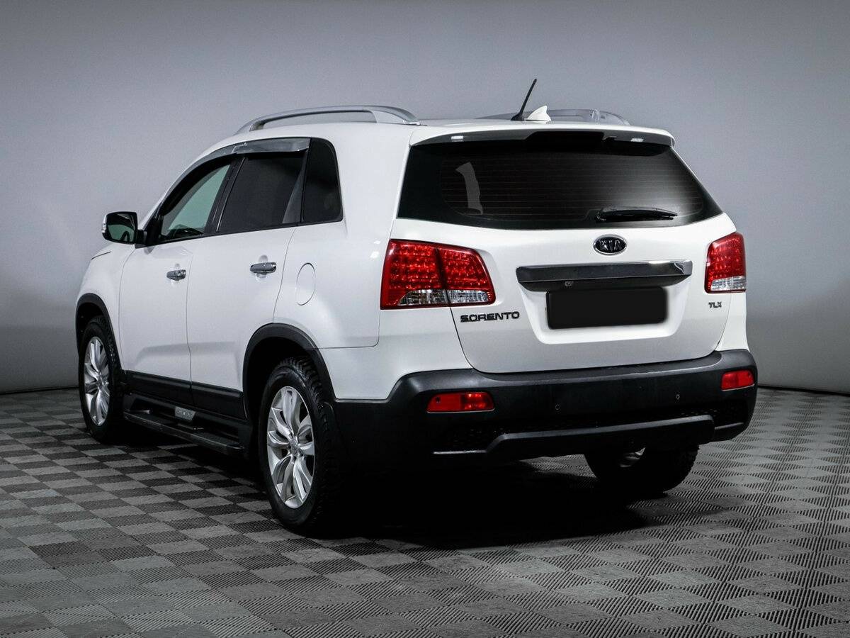 Kia Sorento с пробегом — 2011 год. Фото: #6