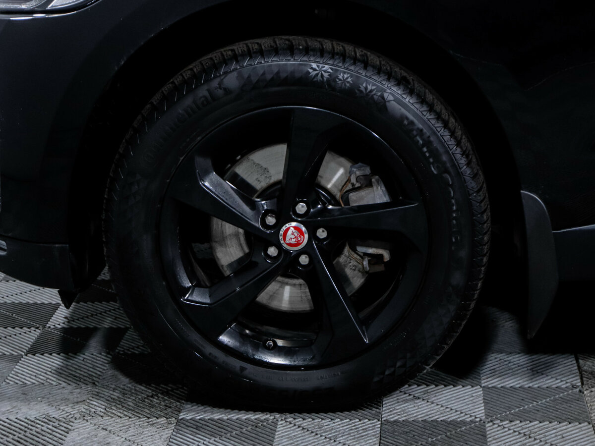 Jaguar F-Pace с пробегом — 2017 год. Фото: #14