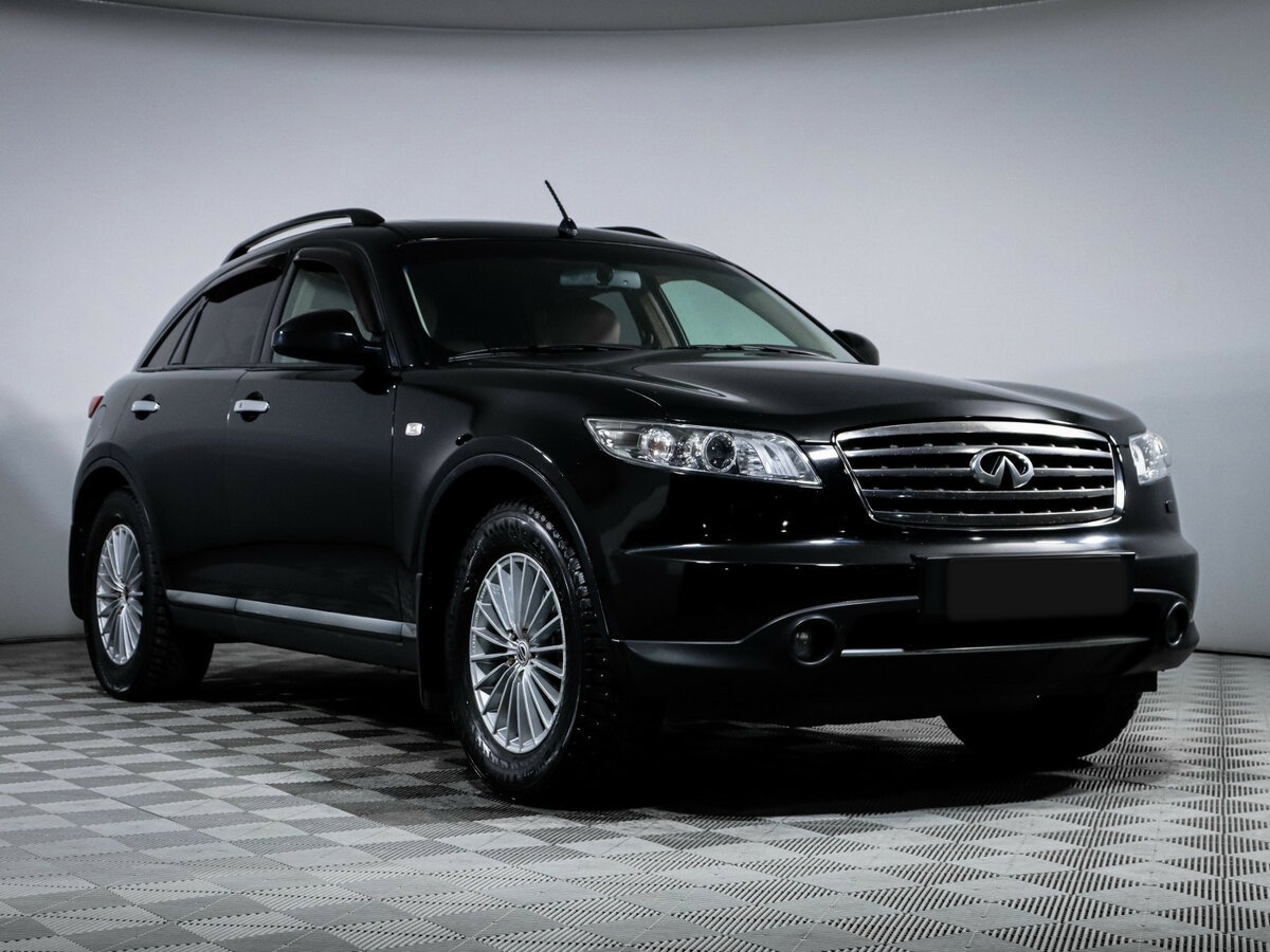 Infiniti FX с пробегом — 2007 год. Фото: #2