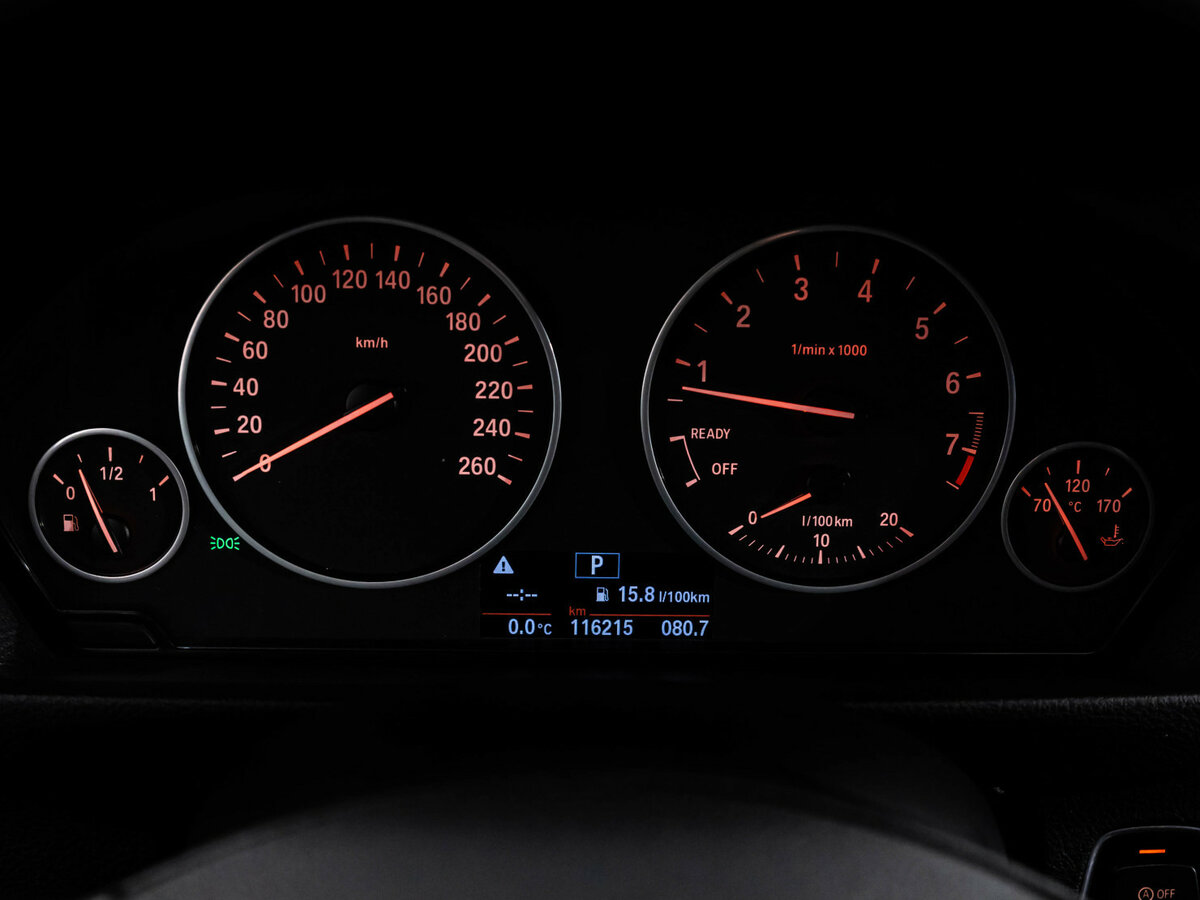 BMW 3 серии с пробегом — 2016 год. Фото: #23