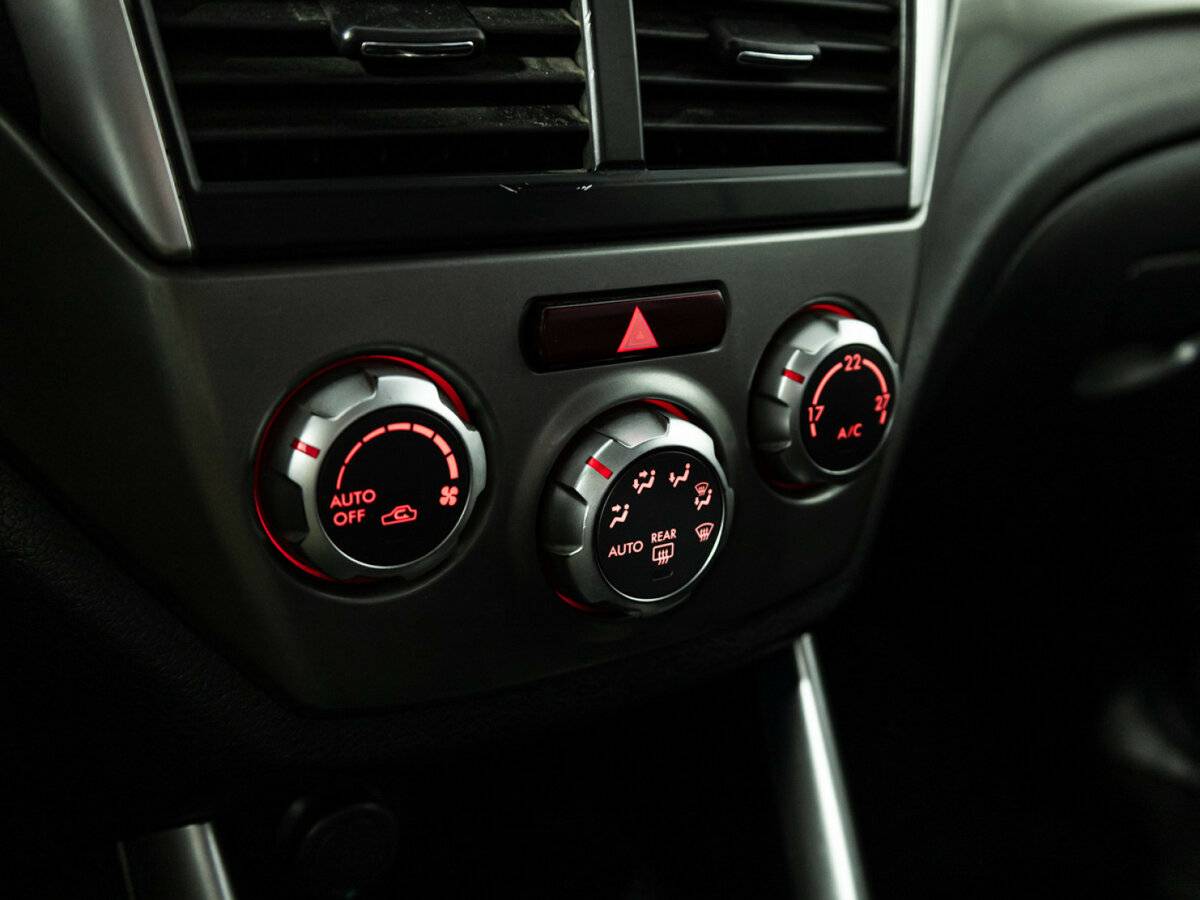 Subaru Forester с пробегом — 2008 год. Фото: #13