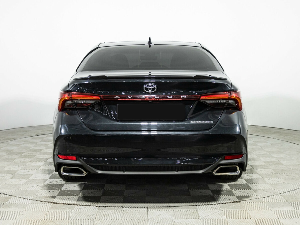 Toyota Avalon с пробегом — 2022 год. Фото: #4