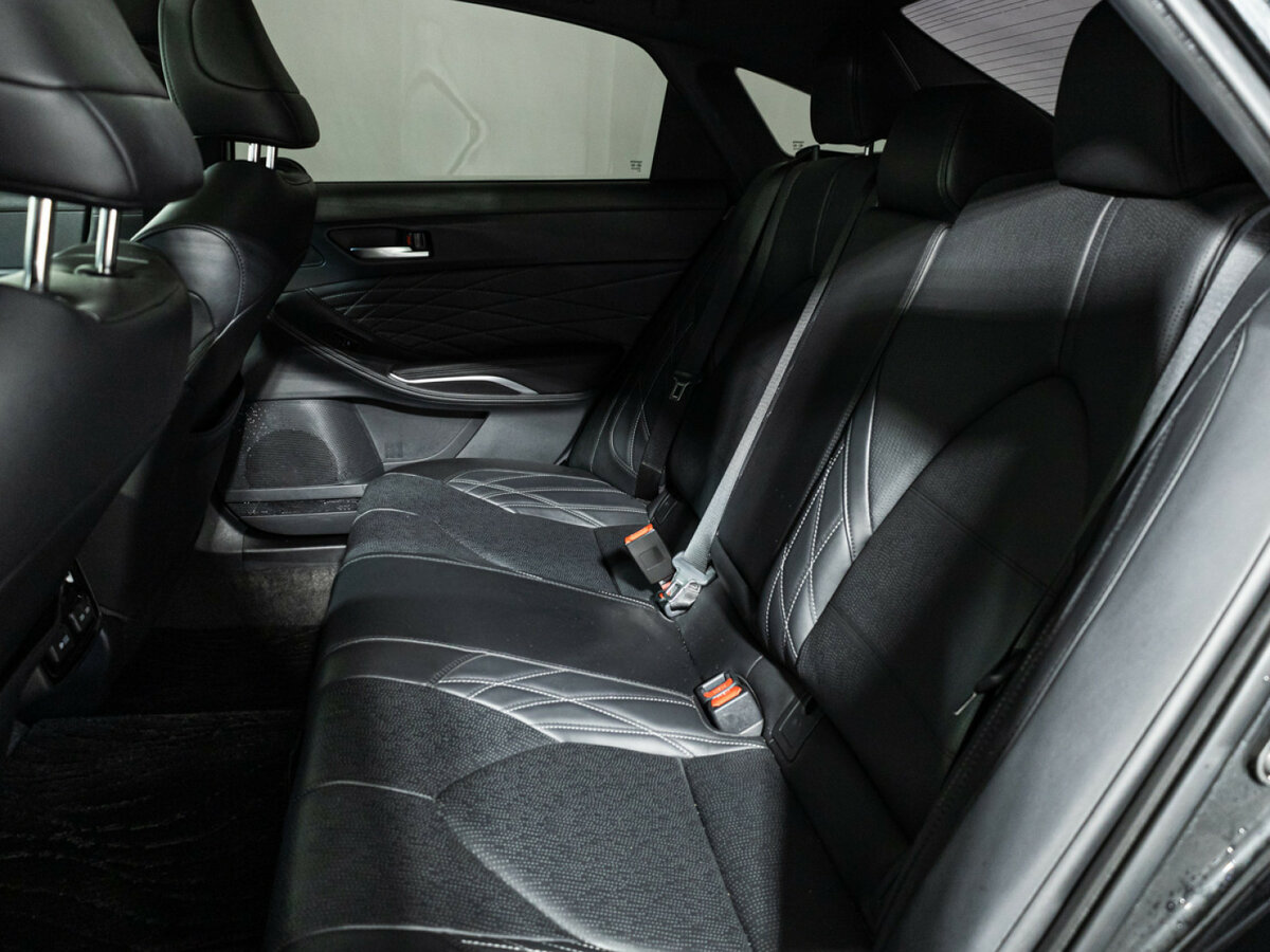 Toyota Avalon с пробегом — 2022 год. Фото: #8