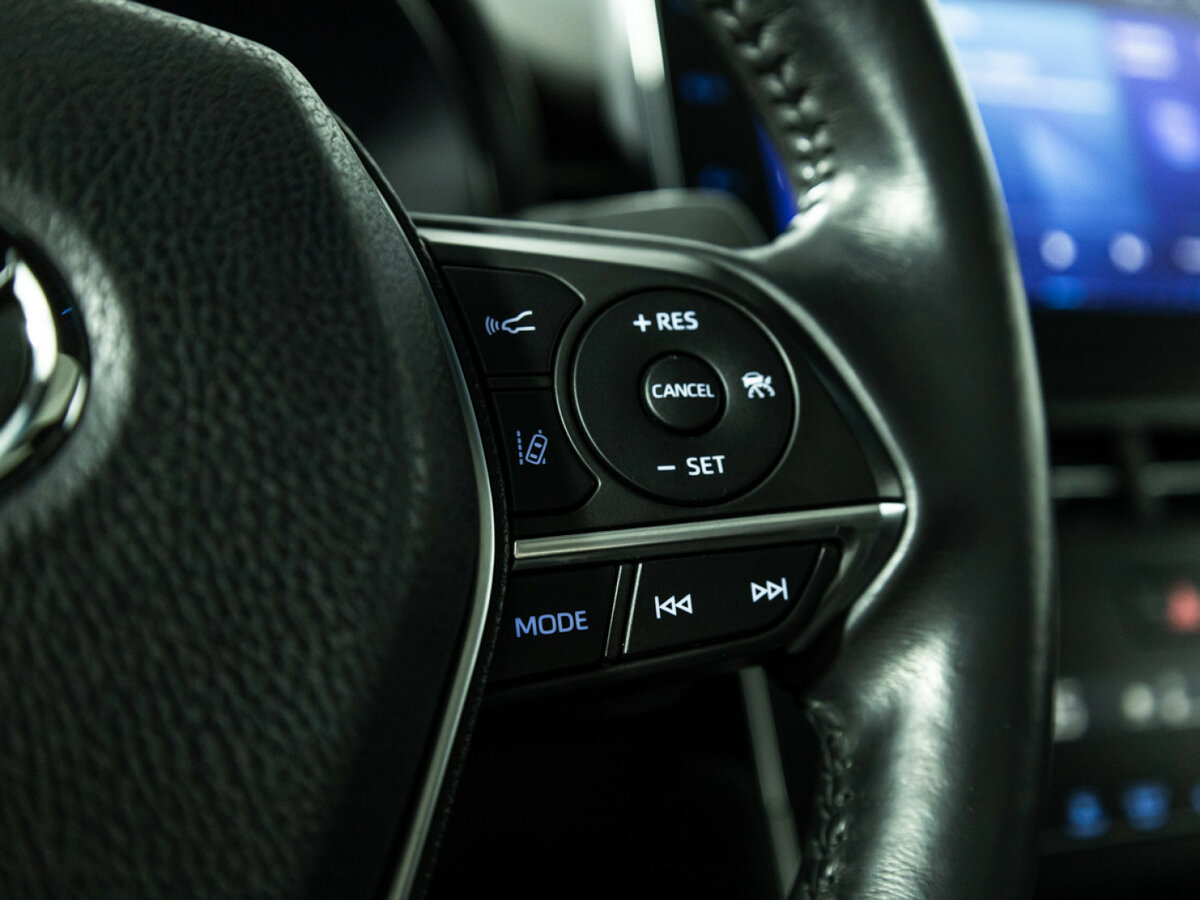 Toyota Avalon с пробегом — 2022 год. Фото: #18