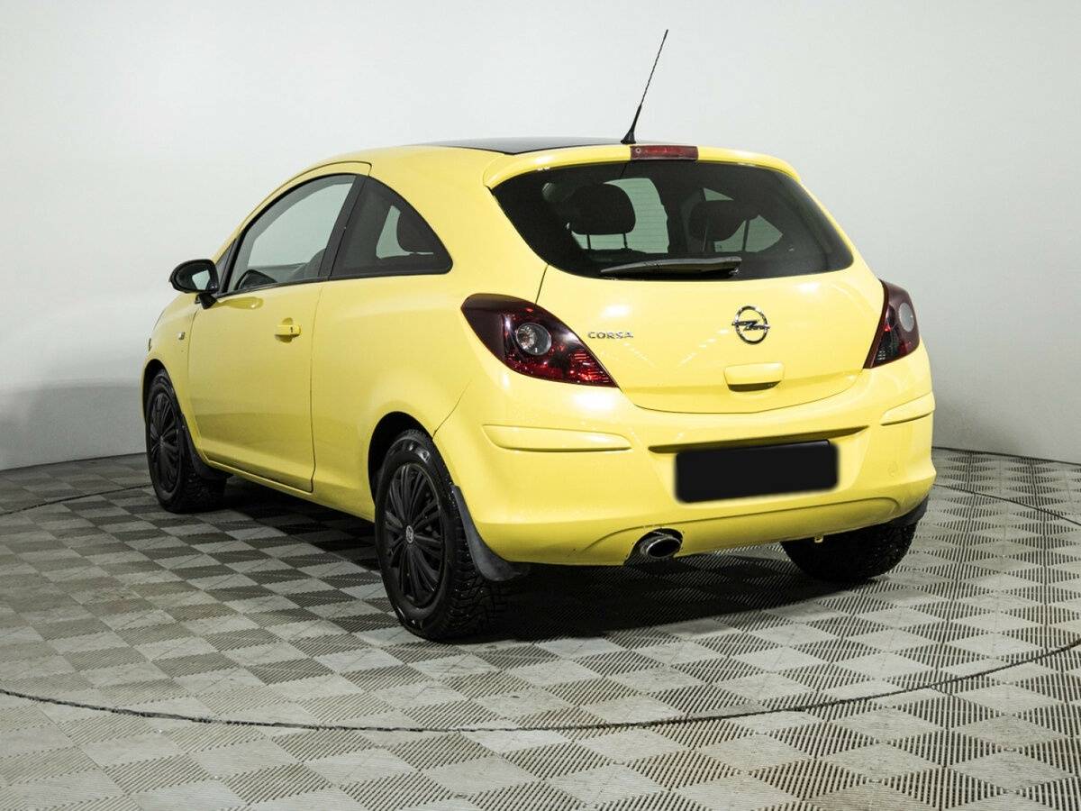 Opel Corsa с пробегом — 2011 год. Фото: #6