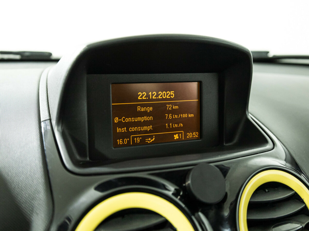 Opel Corsa с пробегом — 2011 год. Фото: #15