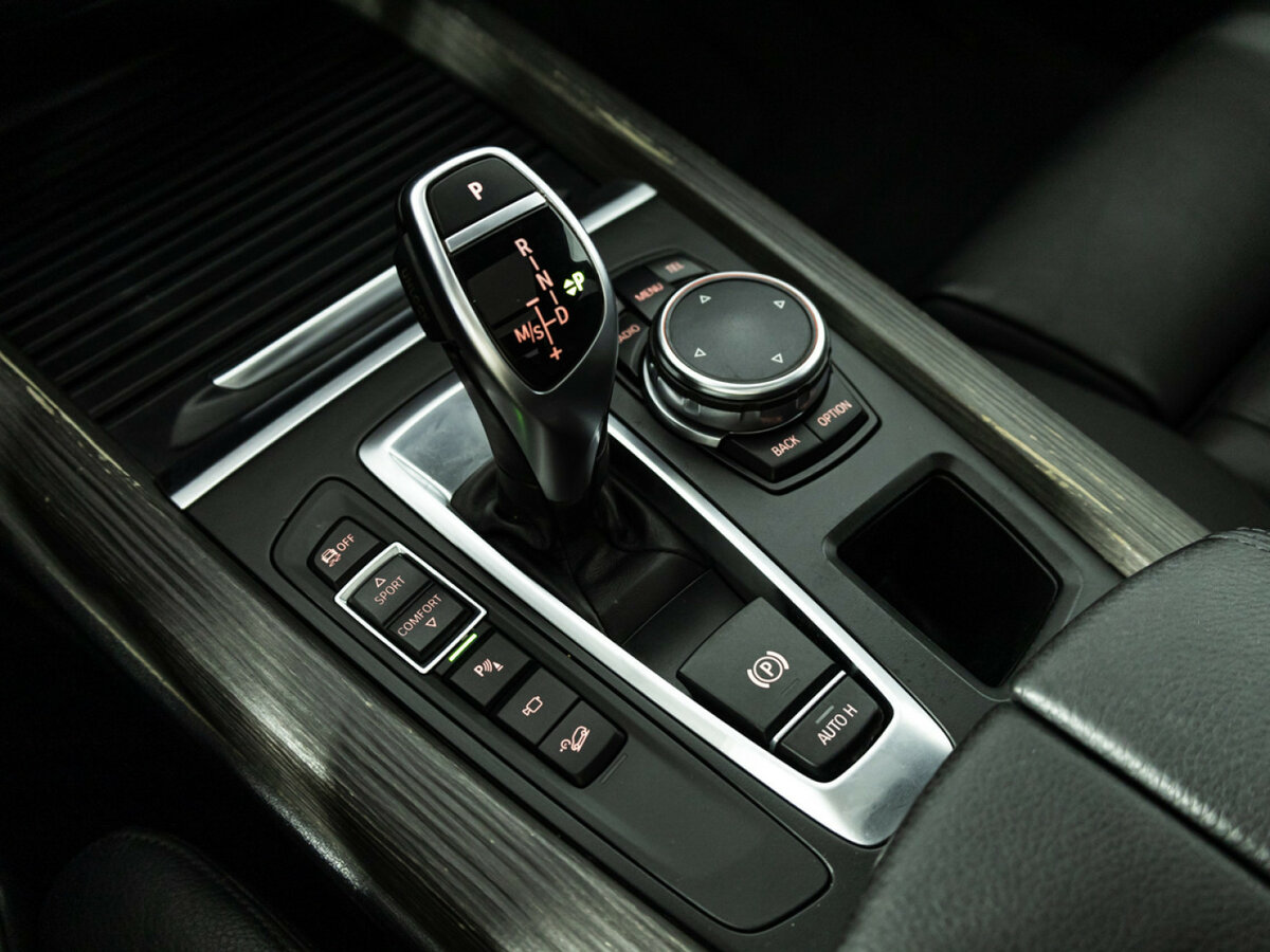 BMW X5 с пробегом — 2015 год. Фото: #19