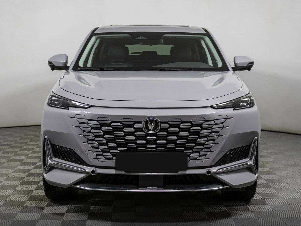 Changan UNI-K с пробегом — 2024 год. Фото: #1