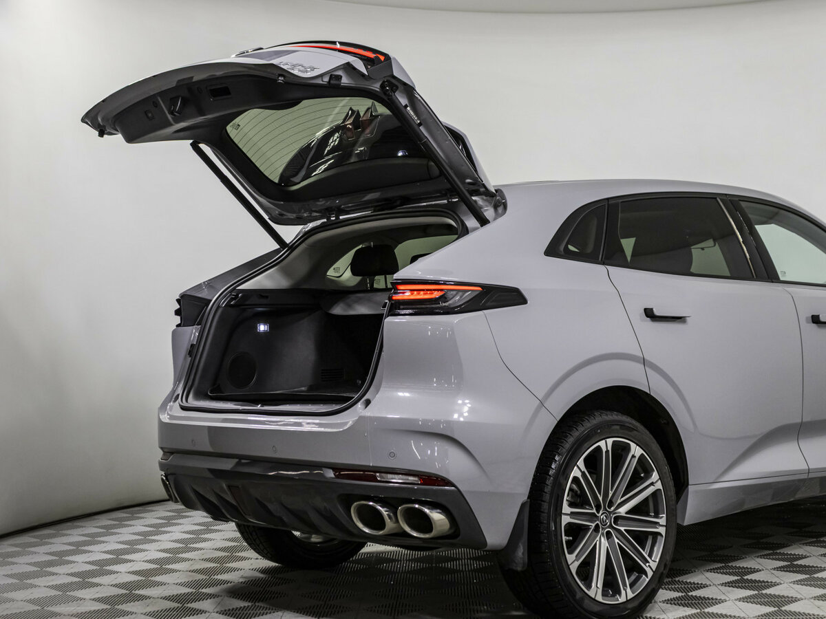 Changan UNI-K с пробегом — 2024 год. Фото: #16