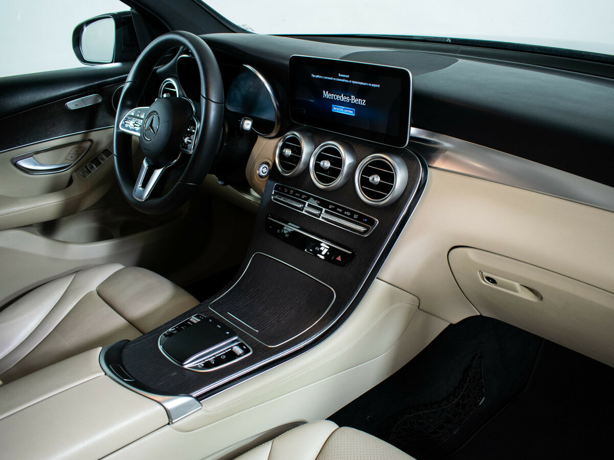 Mercedes-Benz GLC Coupe с пробегом — 2019 год. Фото: #9