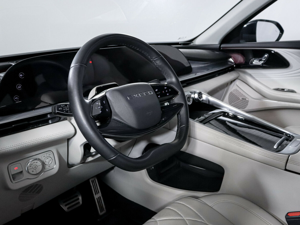 EXEED RX с пробегом — 2023 год. Фото: #13