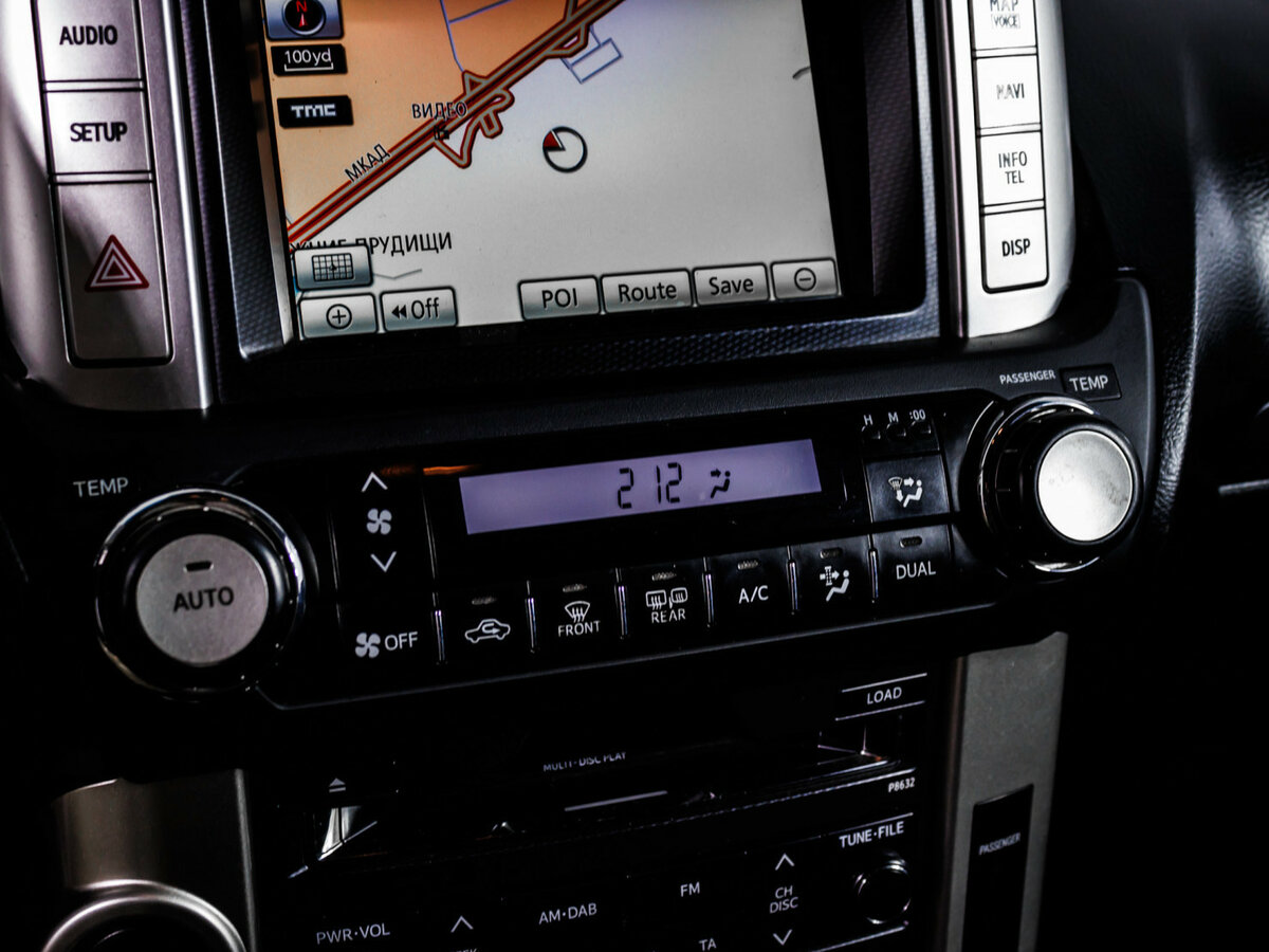 Toyota Land Cruiser Prado с пробегом — 2010 год. Фото: #15