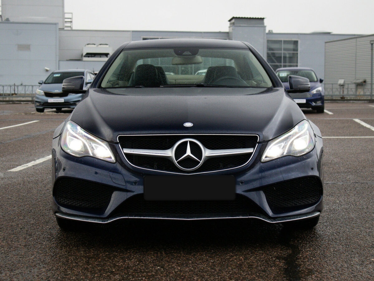 Mercedes-Benz E-Класс с пробегом — 2013 год. Фото: #1