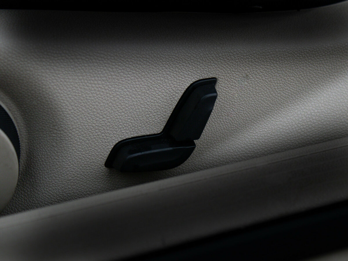 Mercedes-Benz E-Класс с пробегом — 2013 год. Фото: #13