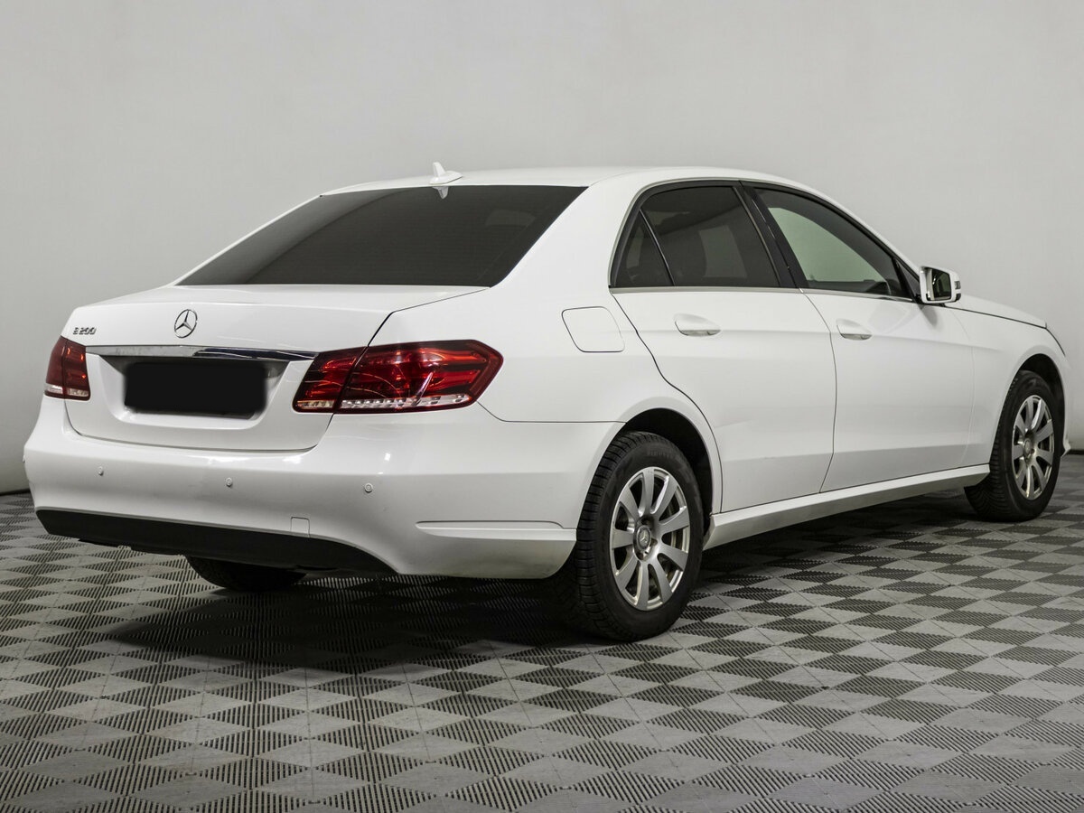 Mercedes-Benz E-Класс с пробегом — 2014 год. Фото: #4