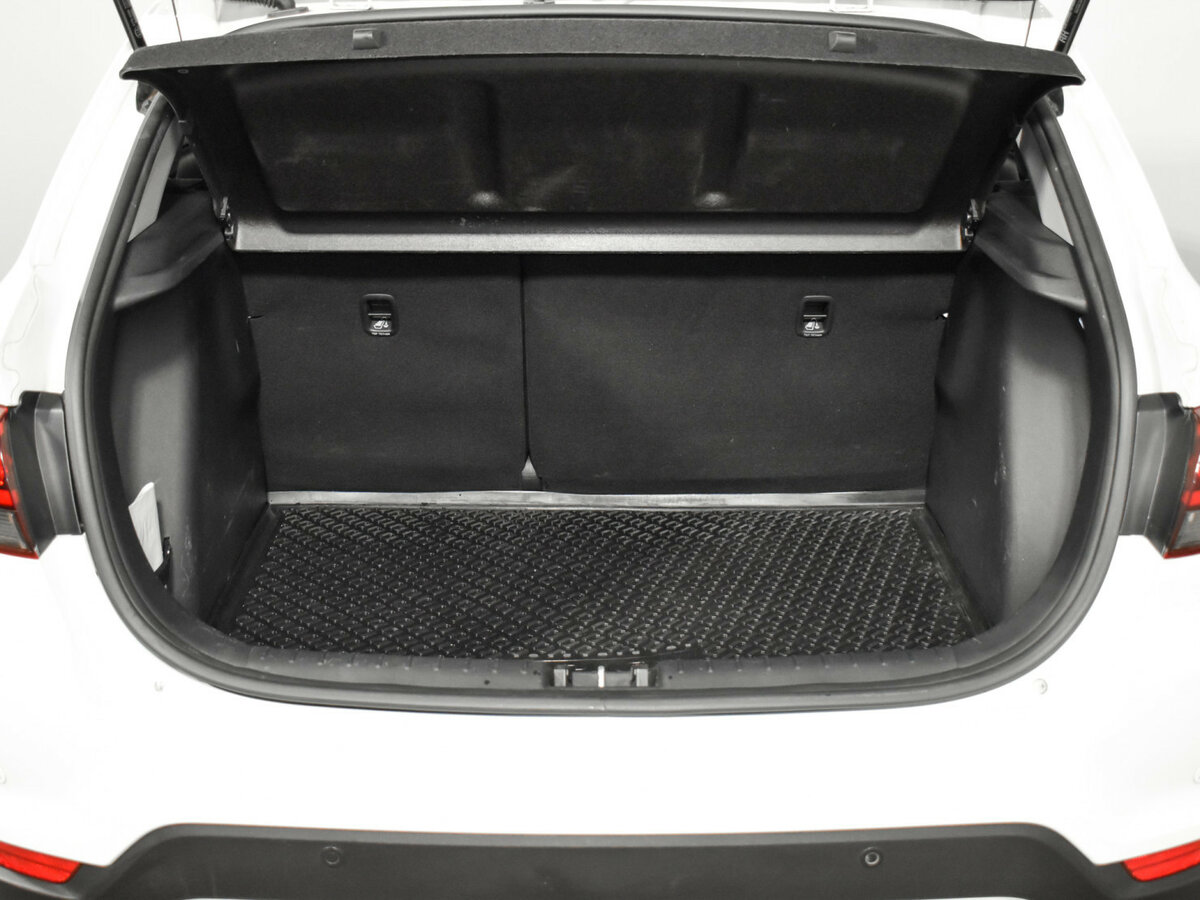 Kia Rio с пробегом — 2020 год. Фото: #18