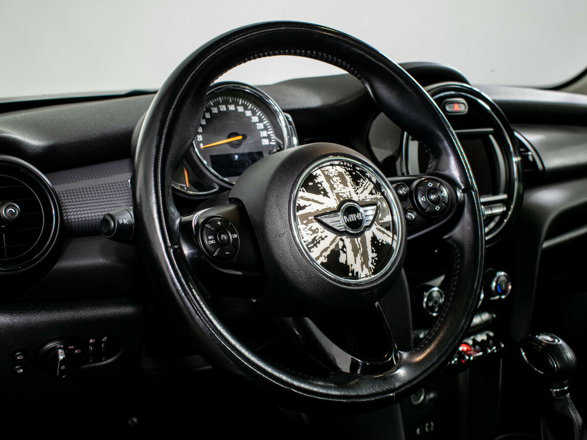 Mini Hatch с пробегом — 2017 год. Фото: #13