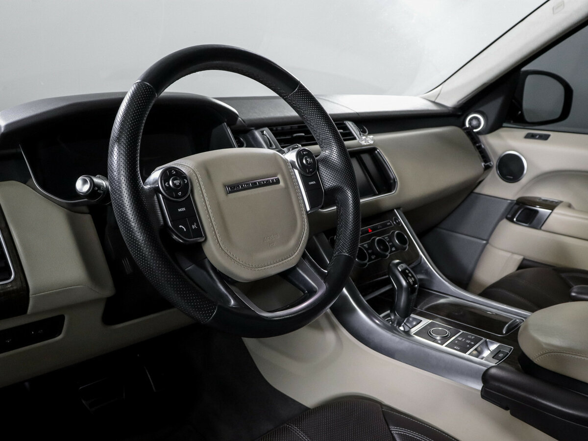Land Rover Range Rover Sport с пробегом — 2016 год. Фото: #13