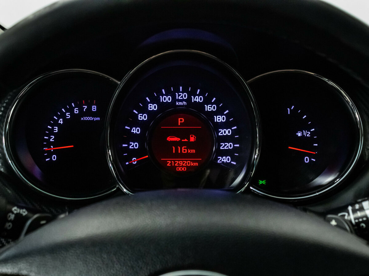 Kia Ceed с пробегом — 2012 год. Фото: #9