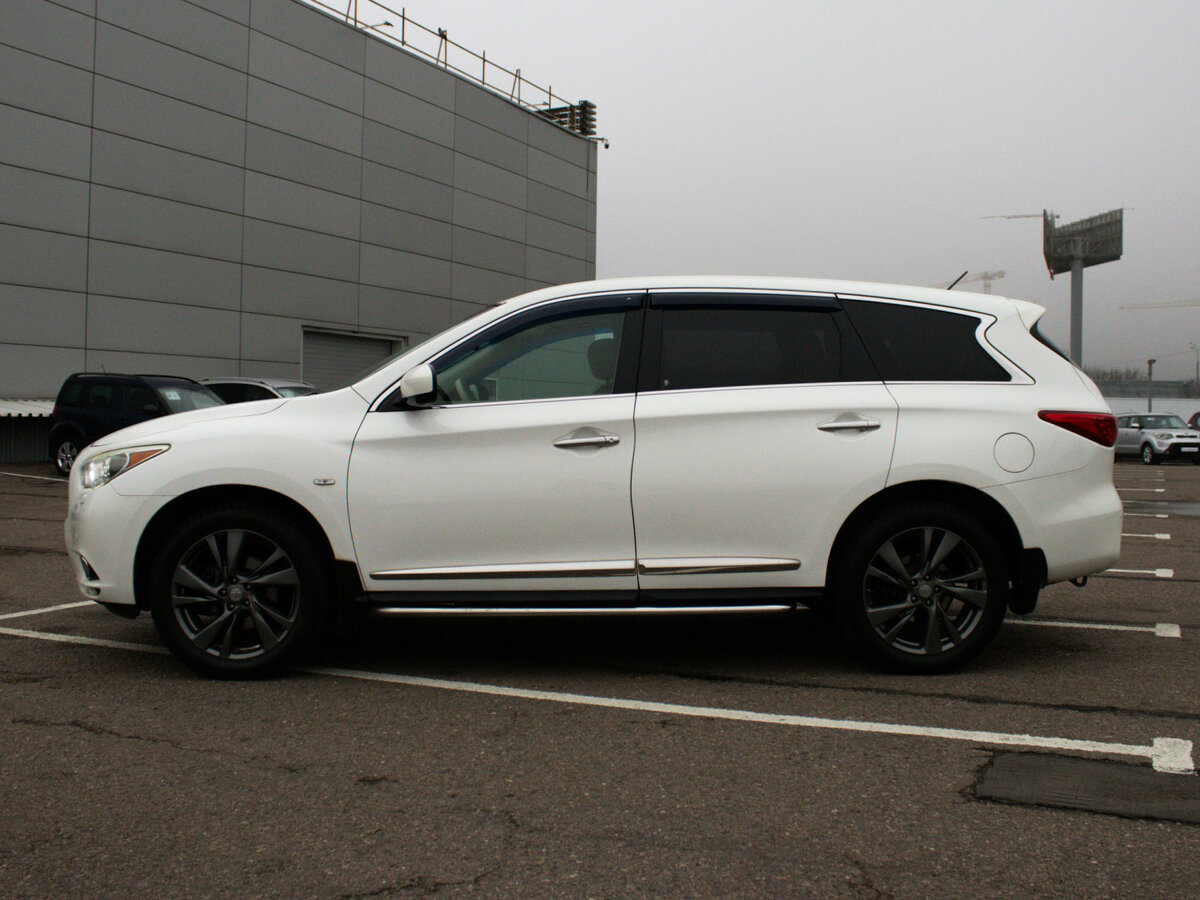 Infiniti JX с пробегом — 2013 год. Фото: #7