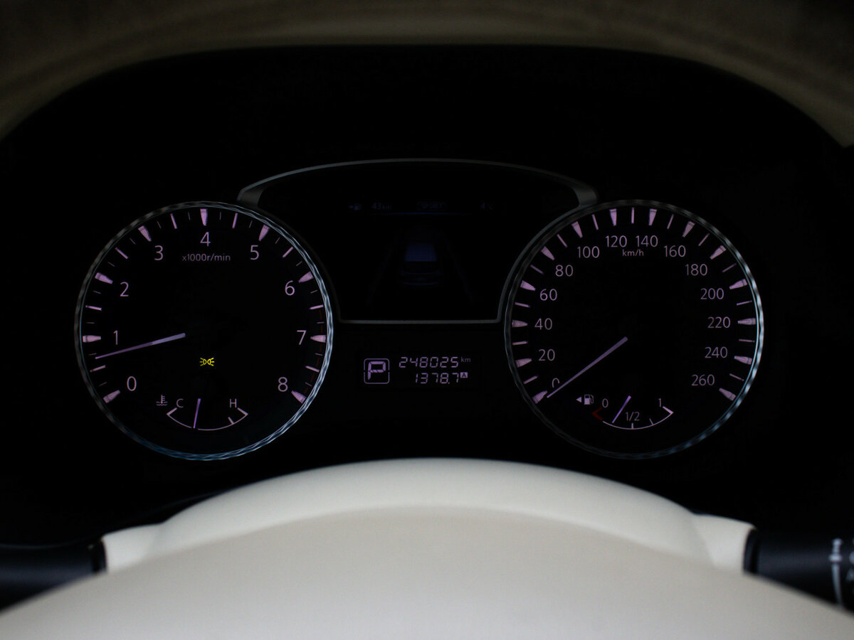 Infiniti JX с пробегом — 2013 год. Фото: #9