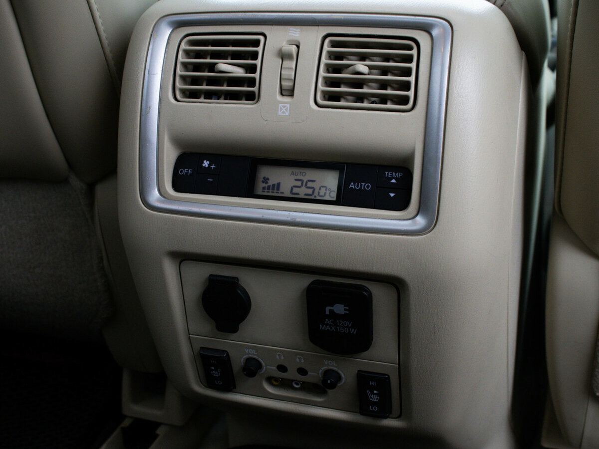 Infiniti JX с пробегом — 2013 год. Фото: #12