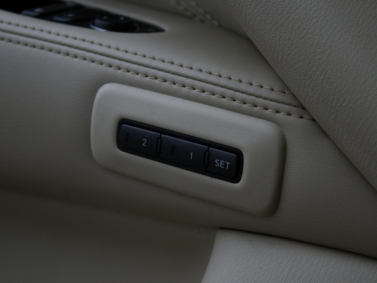 Infiniti JX с пробегом — 2013 год. Фото: #16