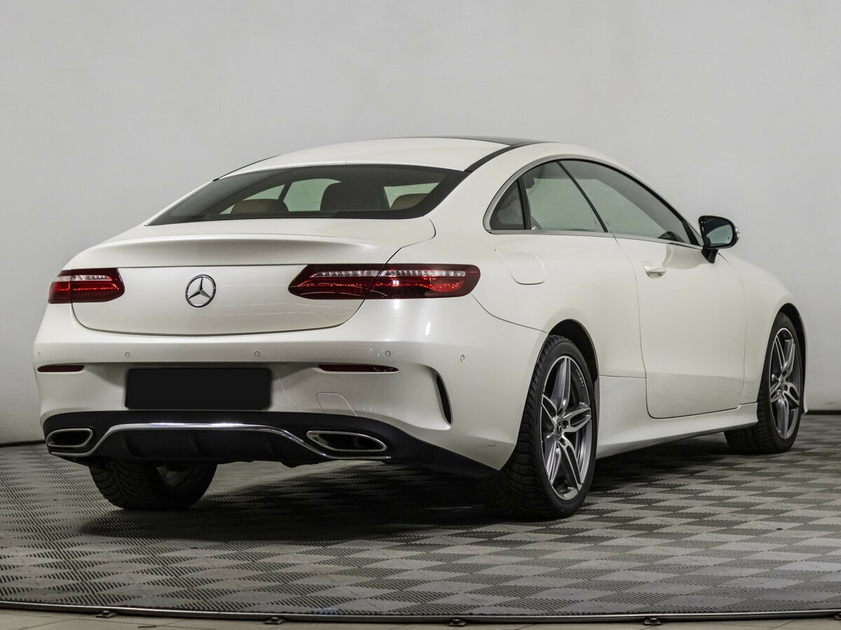 Mercedes-Benz E-Класс с пробегом — 2018 год. Фото: #3