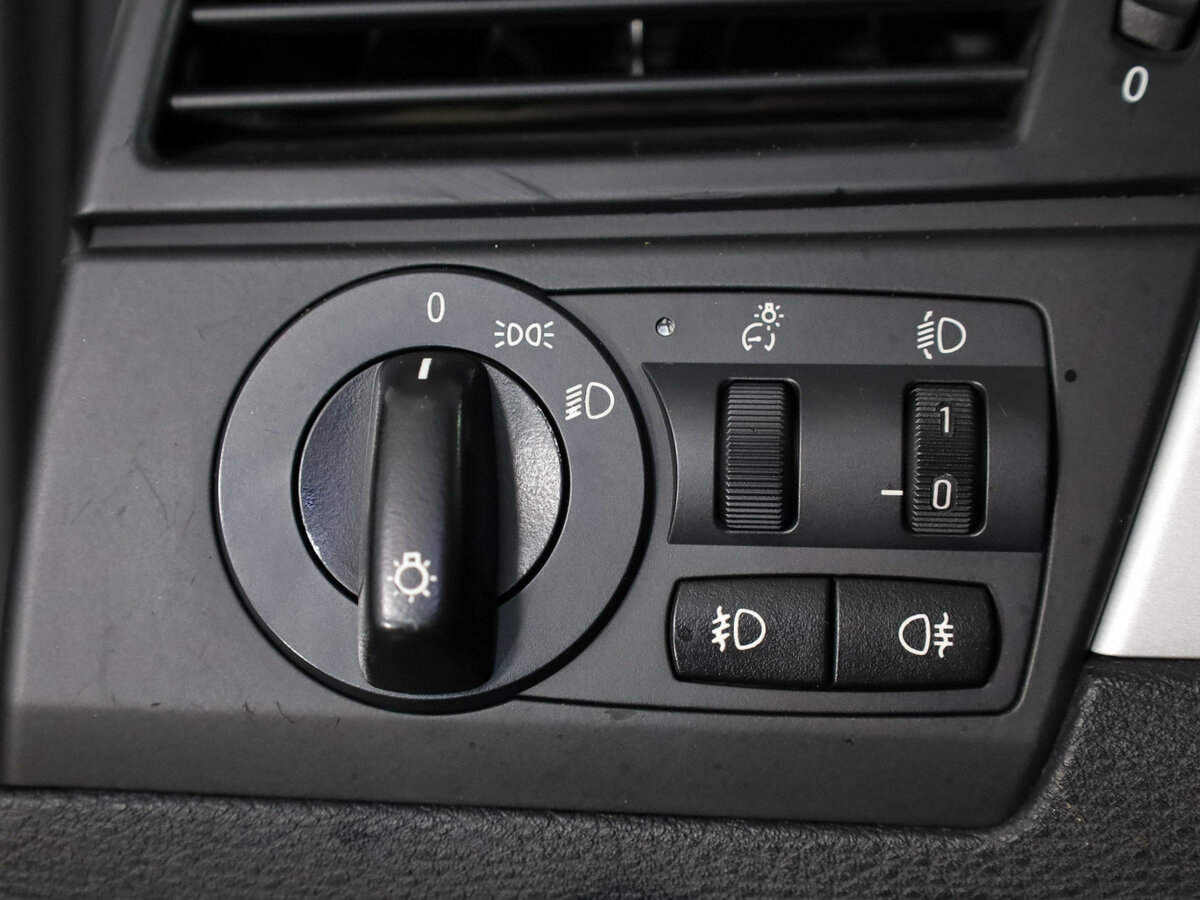 BMW X3 с пробегом — 2010 год. Фото: #10